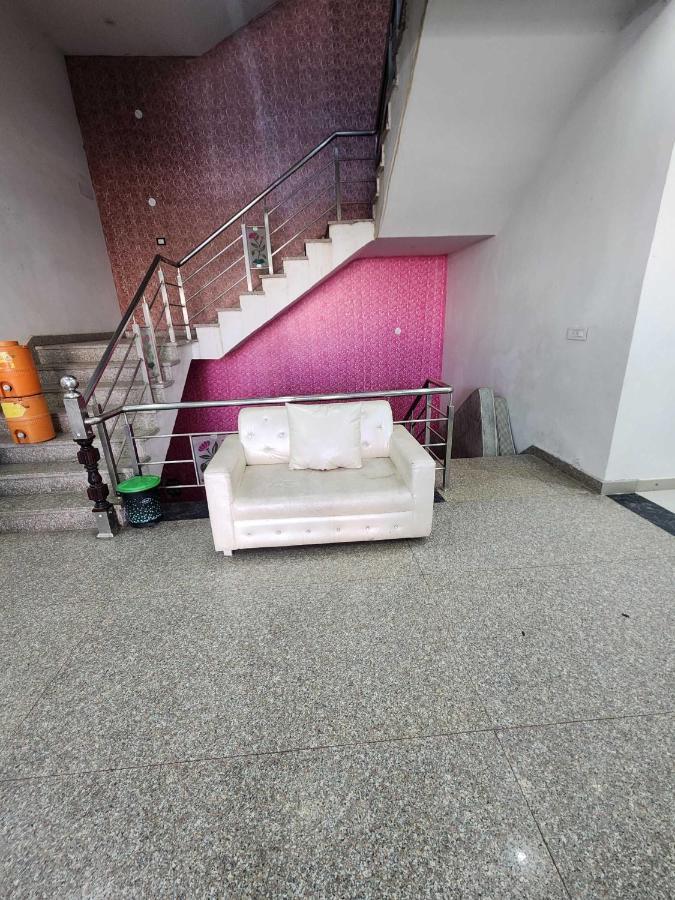 Hotel O City Palace Alwar Buitenkant foto